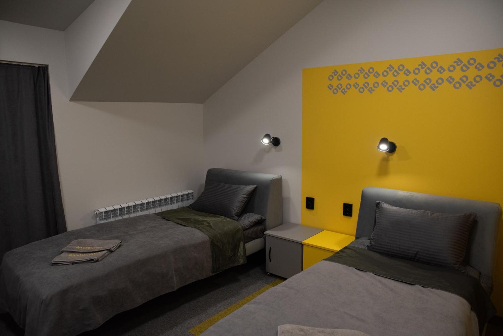 Готельні Кімнати Bodro Clinic Novovolyns'k Extérieur photo